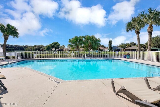Building Photo - 12843 Fox Hollow Cir
