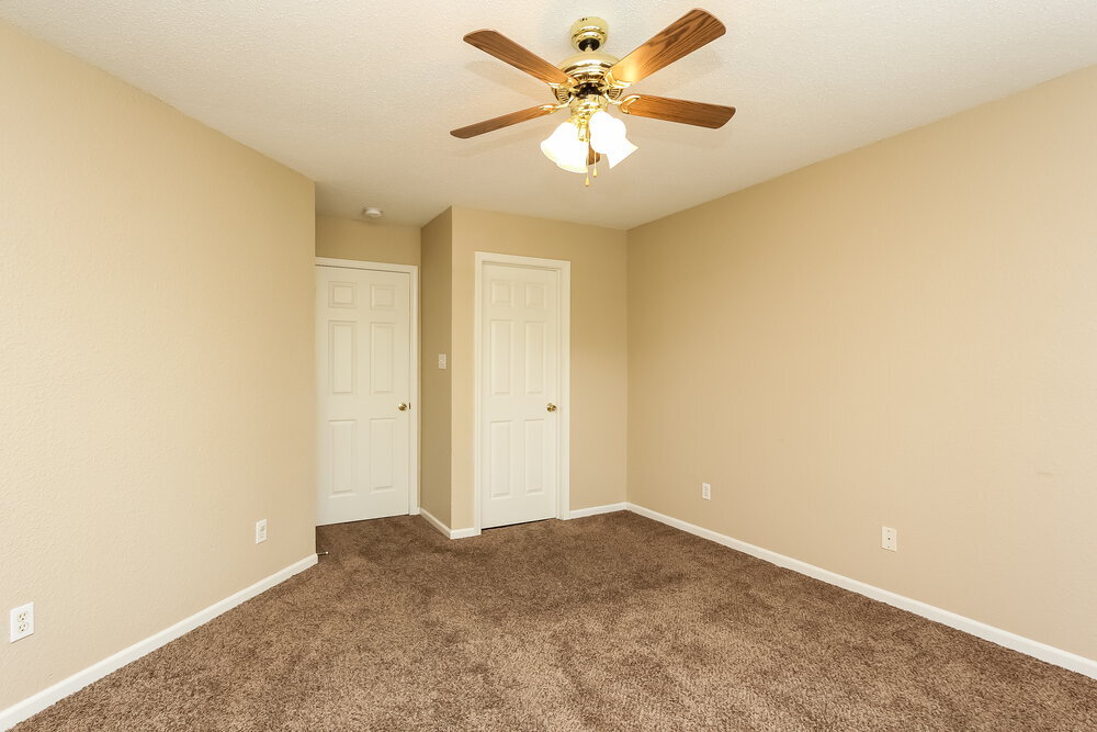 Building Photo - 1240 Cutler Ln
