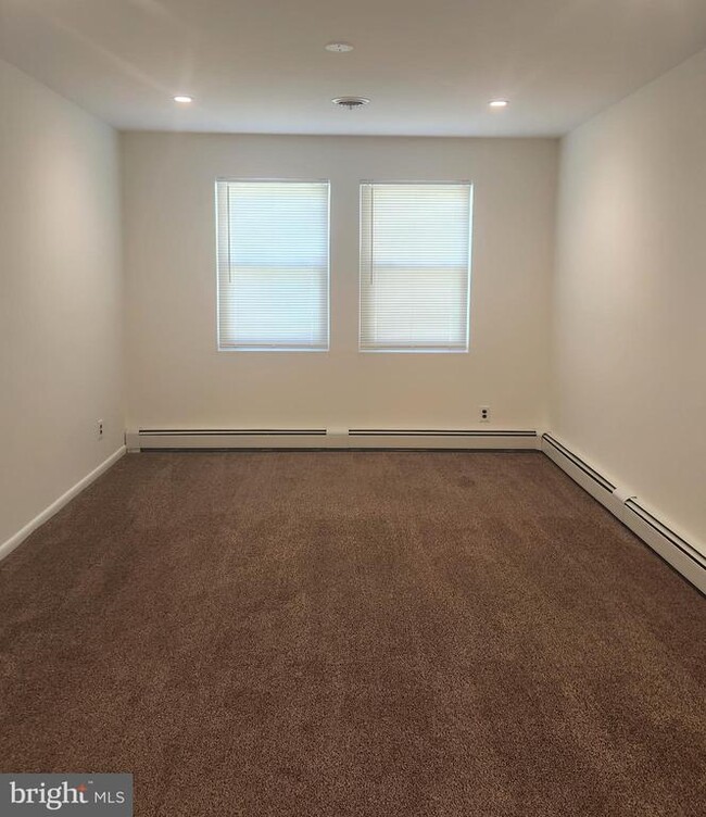 Building Photo - 5419 Sargent Rd