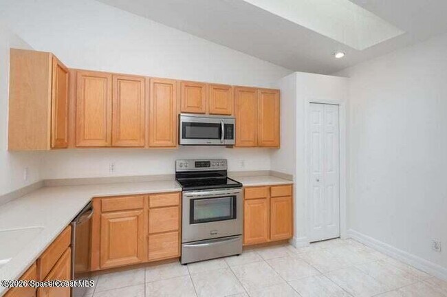 Building Photo - 421 Moray Pl