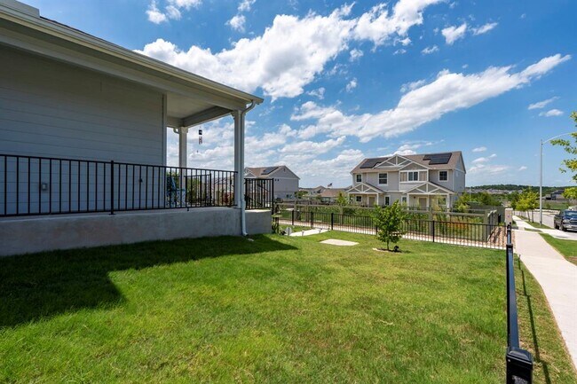 Building Photo - 16722 Sonoma Breeze Dr