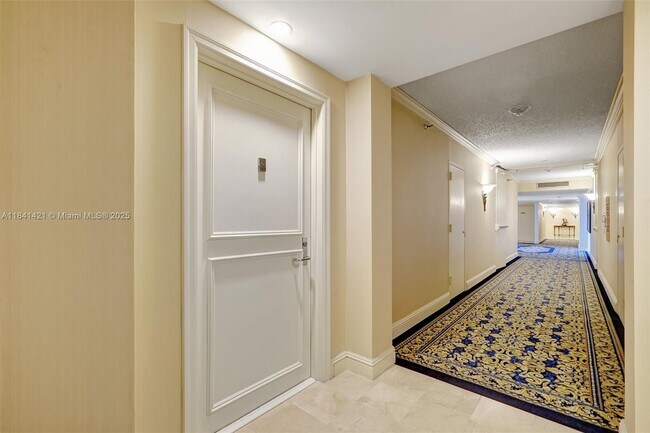 Building Photo - 3530 Mystic Pointe Dr