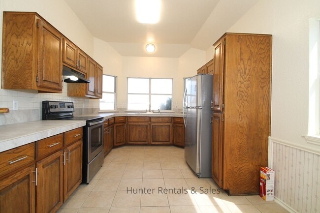 Building Photo - Brook Hollow Honey!