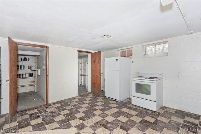 Building Photo - 12509 Britton Dr