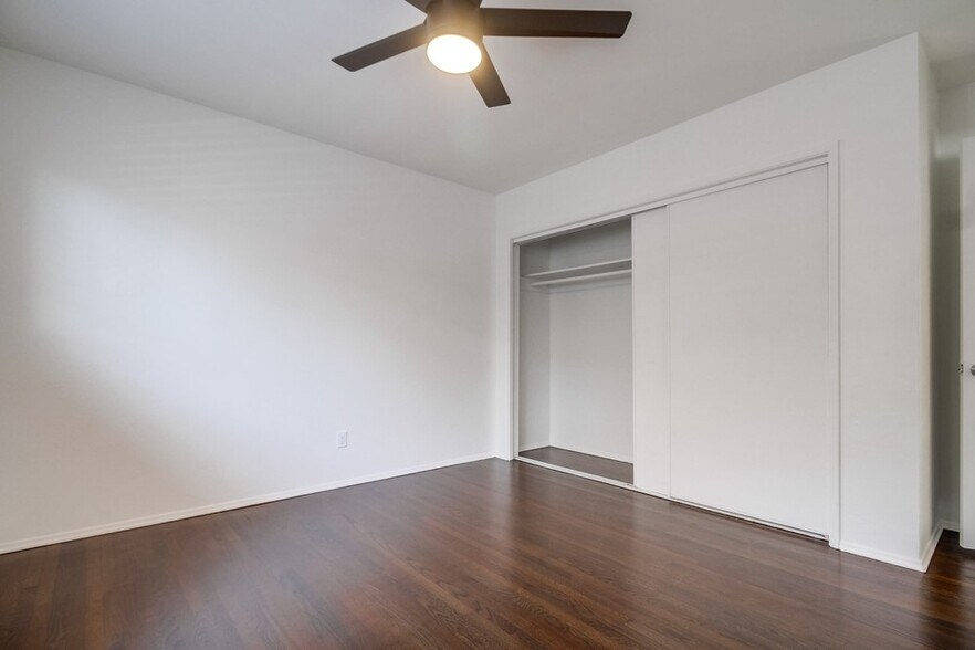 Expansive closet and storage shelving - 2646 Violet St