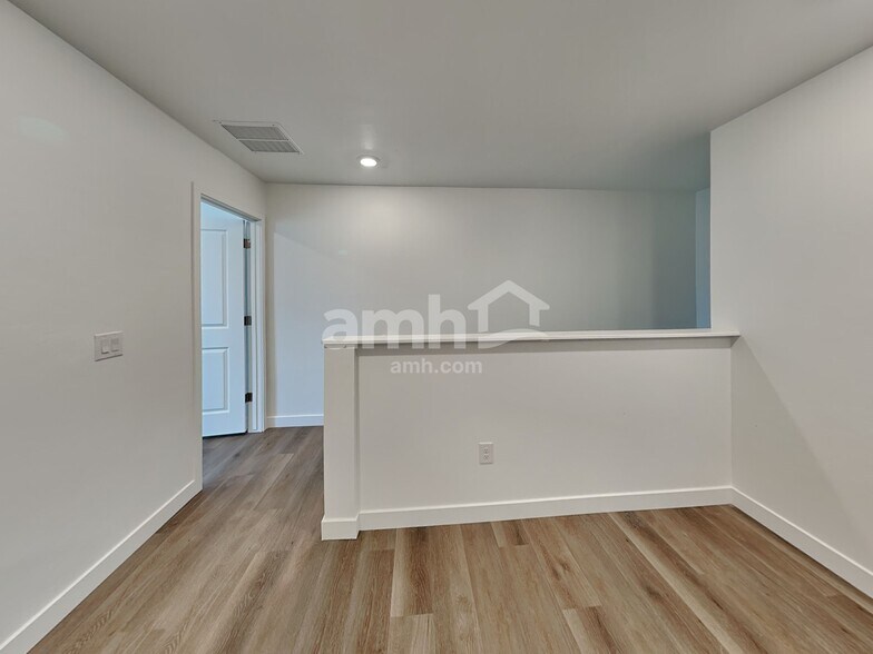 Building Photo - 7417 S Paseo Monte de Oro