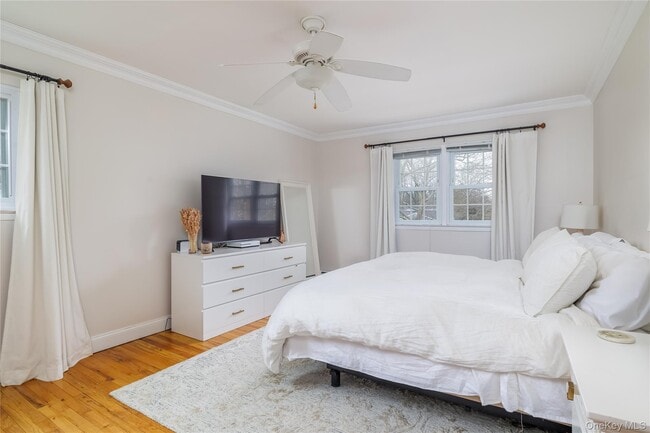 Building Photo - 44 Frazer Dr