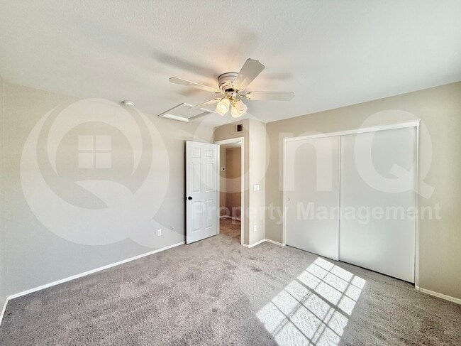 Building Photo - 860 N McQueen Rd
