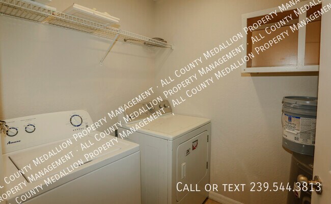 Building Photo - 4670 St Croix Ln