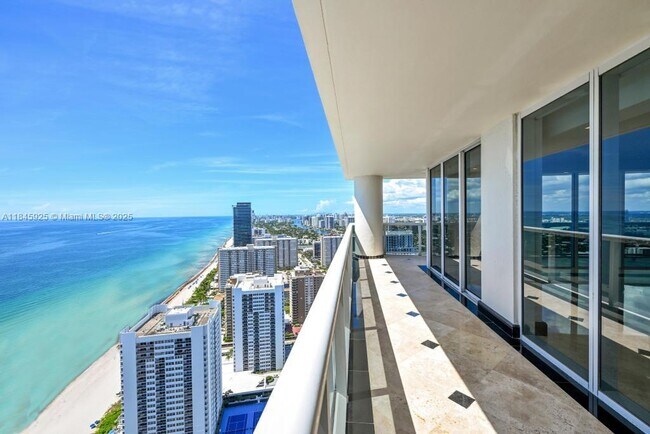 Building Photo - 1850 S Ocean Dr