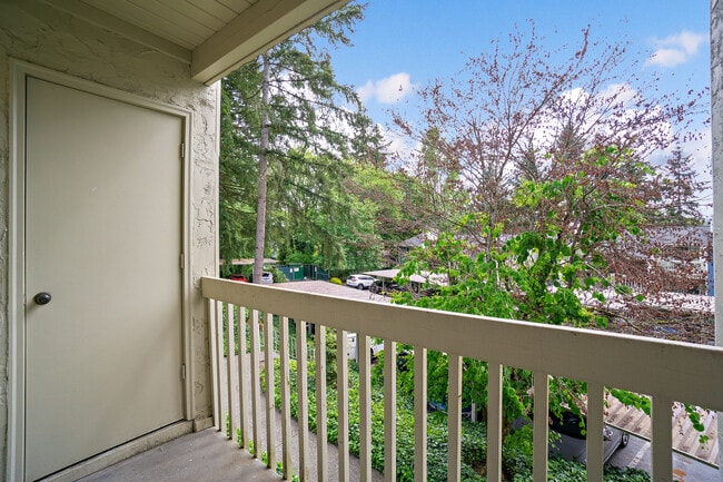 Building Photo - 9494 Redmond - Woodinville Rd NE
