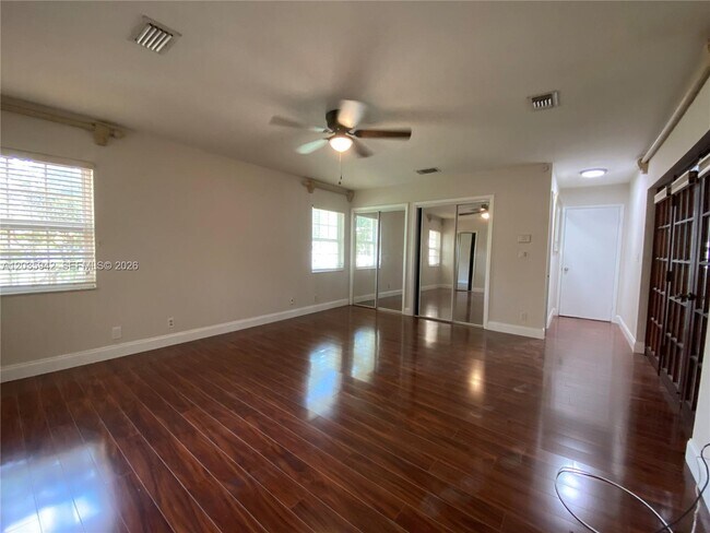 Building Photo - 490 Bonaventure Blvd