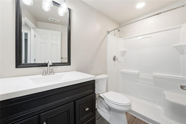Building Photo - 208 Setters Ridge
