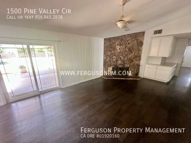 Building Photo - 1500 Pine Valley Cir