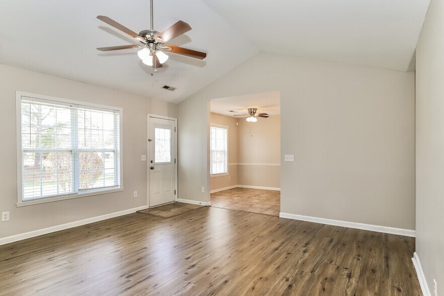 Building Photo - 5204 Mt Hope Dr