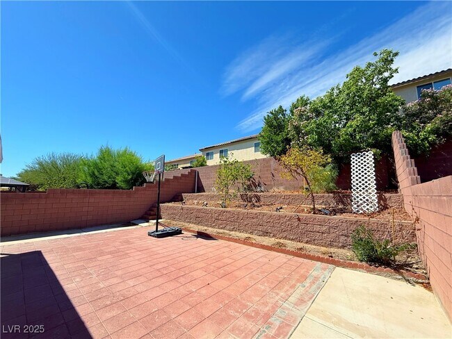 Building Photo - 8127 S Sorrel St