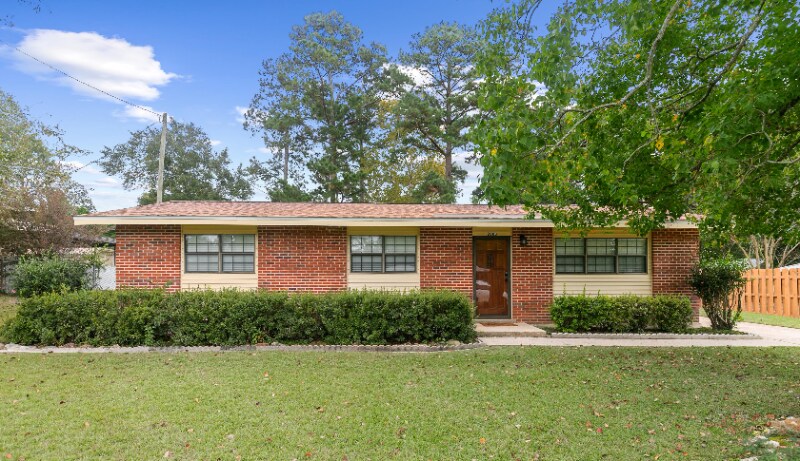 Building Photo - 2003 Roebuck St