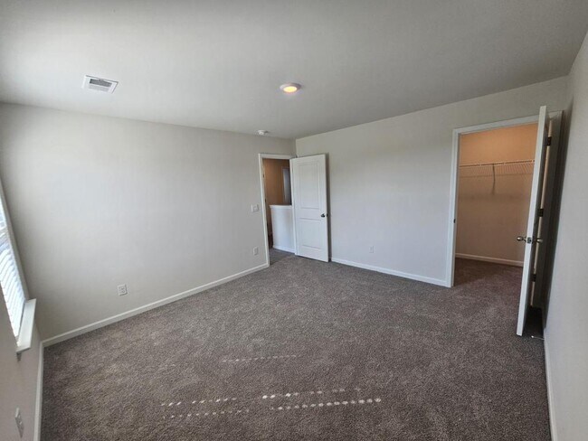 Building Photo - 4309 Remington Ave