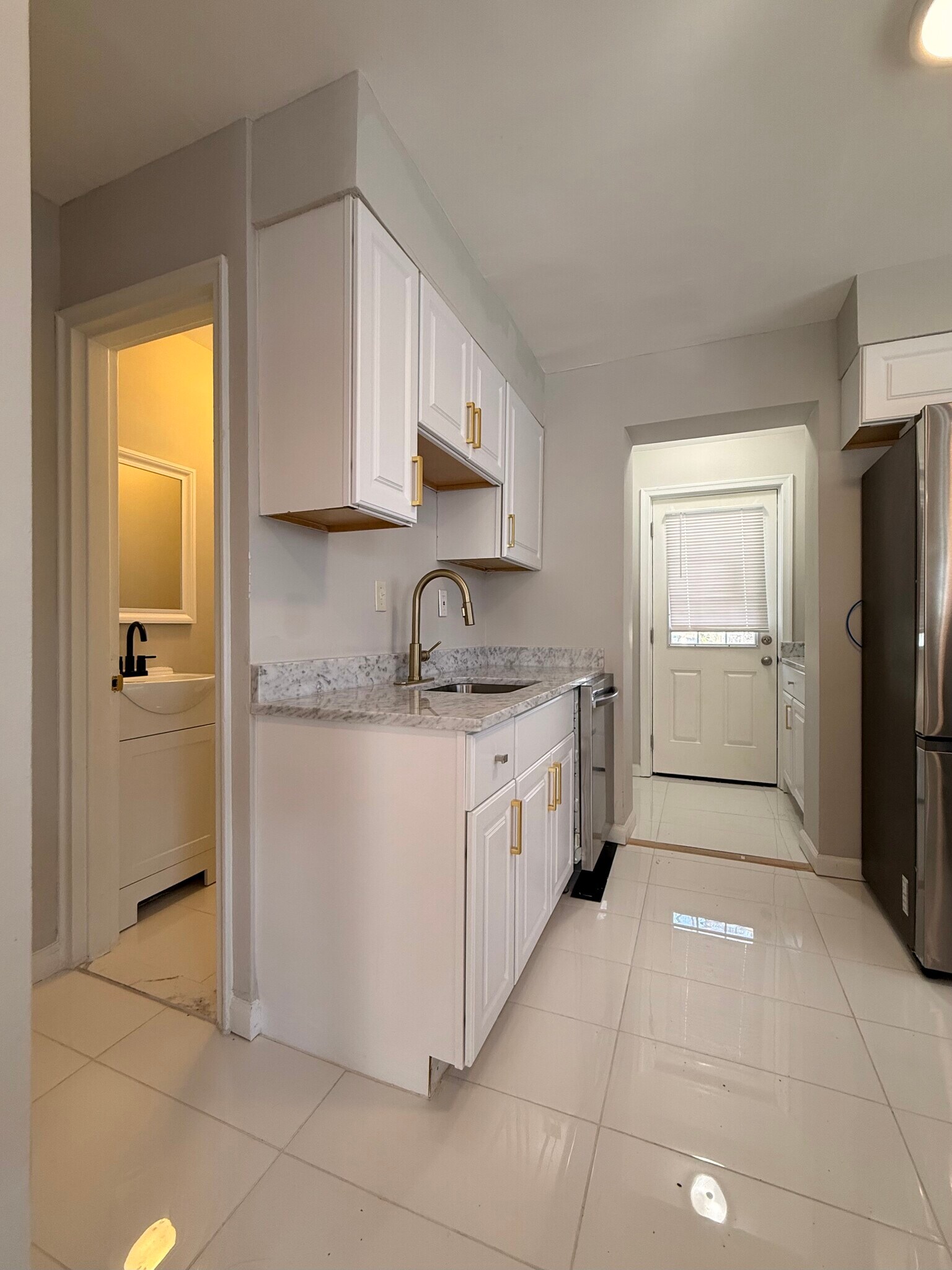 Building Photo - 41 Tuckerman St NW