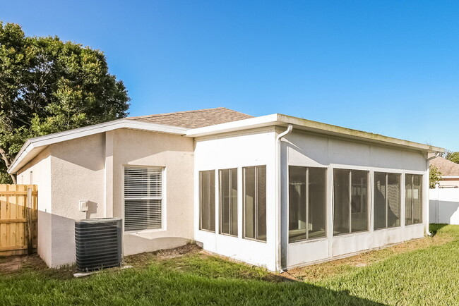 Building Photo - 12408 Tree Pointe Ct