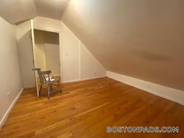 Building Photo - 37 Bradlee St