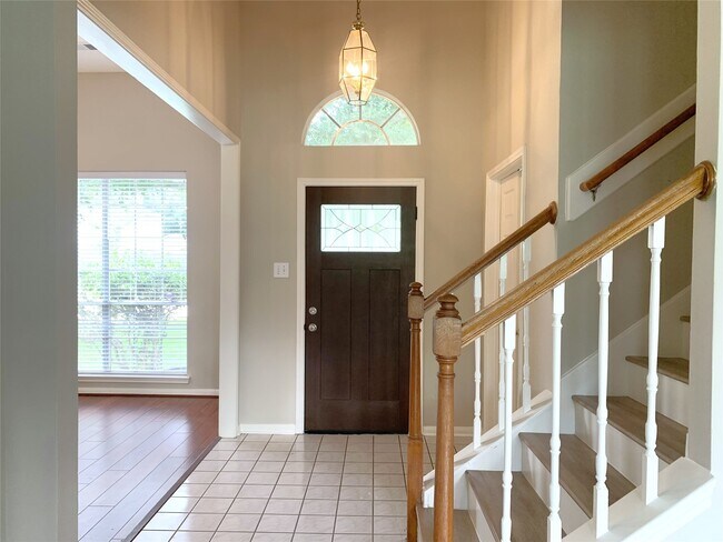 Building Photo - 4411 W Thunderwood Cir