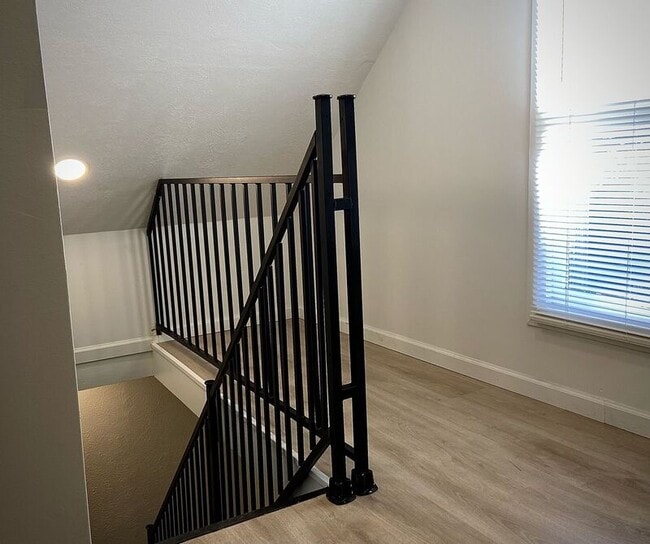 Building Photo - 1715 S 12th St