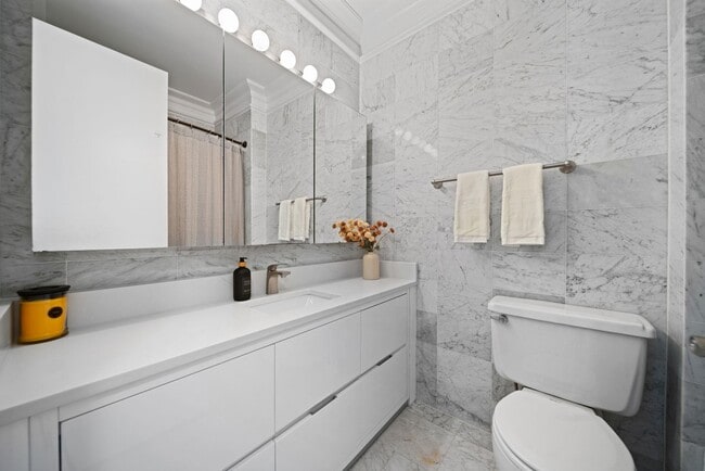 Building Photo - 7002 JFK Blvd E