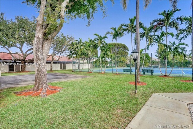 Building Photo - 8129 SW 87th Terrace