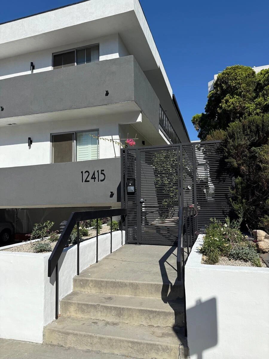 Building Photo - 12415 Texas Ave