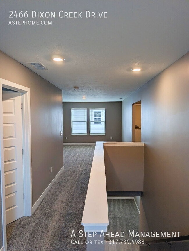 Building Photo - 2466 Dixon Crk Dr