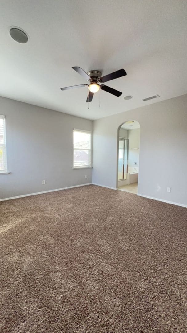 Building Photo - 714 W Riviera Ln