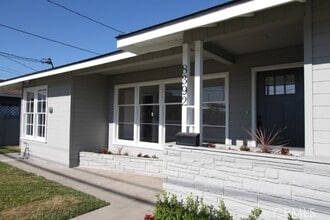 Building Photo - 8392 Walker St
