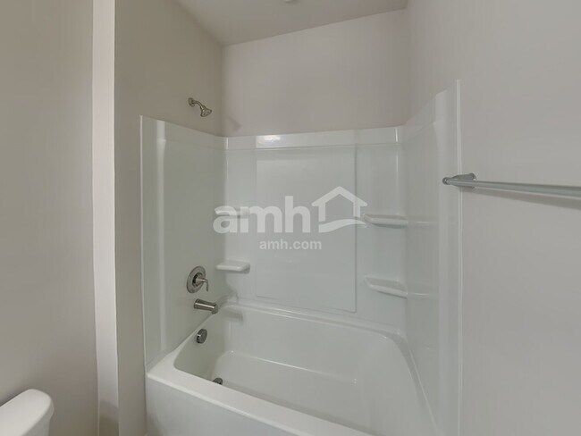 Building Photo - 4317 Fieldcrest Dr