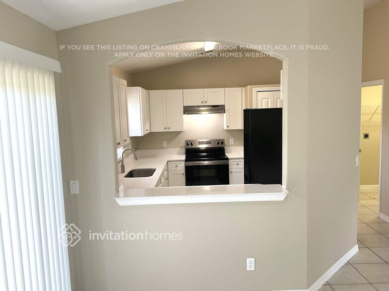 Building Photo - 3133 Blaine Cir