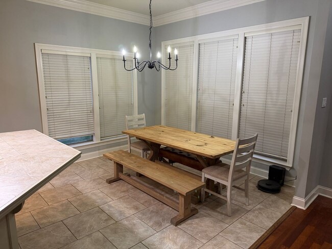 Building Photo - Live Oak Landing