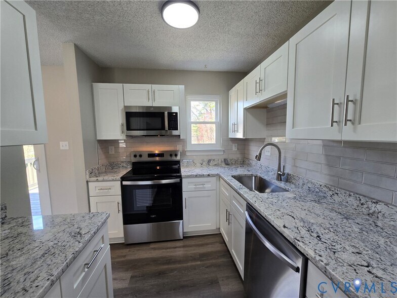 Building Photo - 10200 Stroud Ln