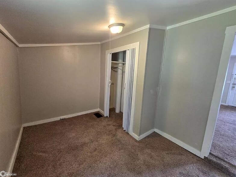 Building Photo - 1406 Corse St