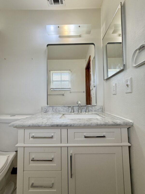 Building Photo - 714 Caribou Dr
