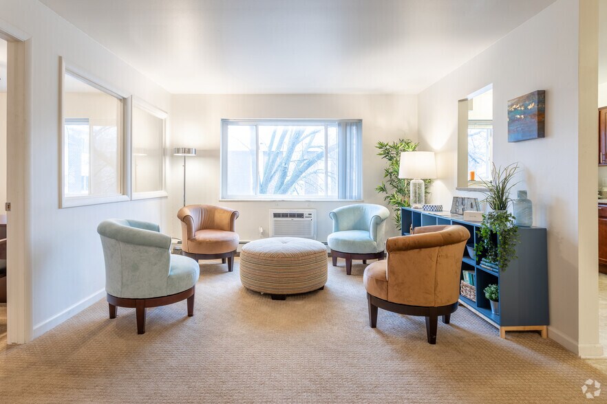 ARBOR HILLS APARTMENTS 2001 S Huron Pkwy Ann Arbor MI 48104 Apartment Finder