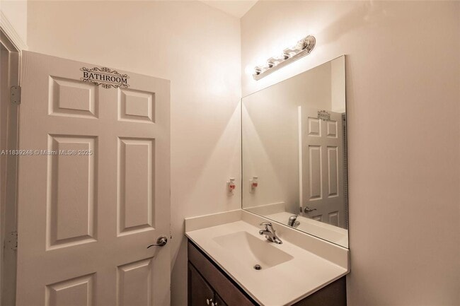 Building Photo - 6586 S Anise Ct