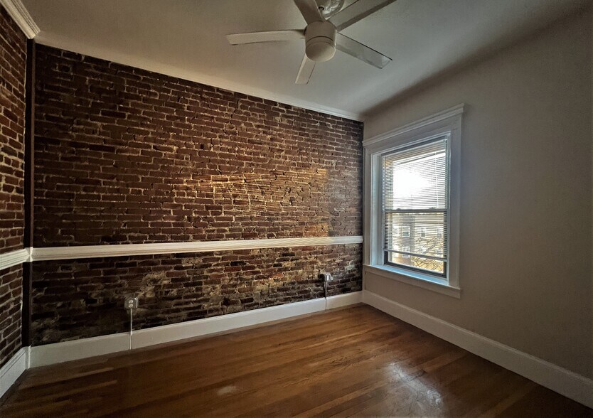 Building Photo - 884 Massachusetts Ave