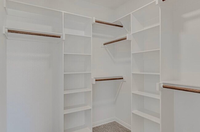 Building Photo - 6146 Brocks Ln