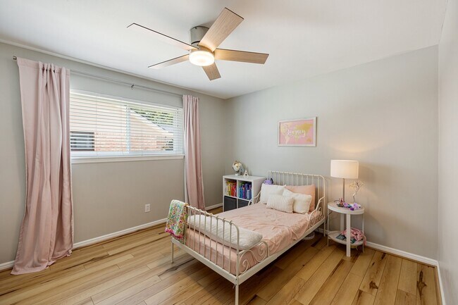 Building Photo - 4411 Deer Lodge Dr