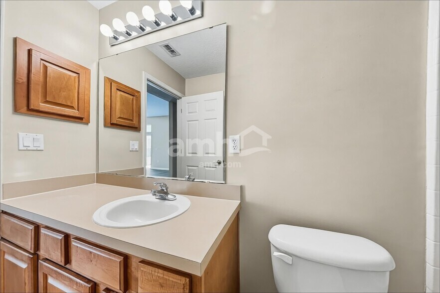 Building Photo - 7244 Angela Dr
