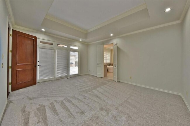 Building Photo - 1109 Irvine Dr