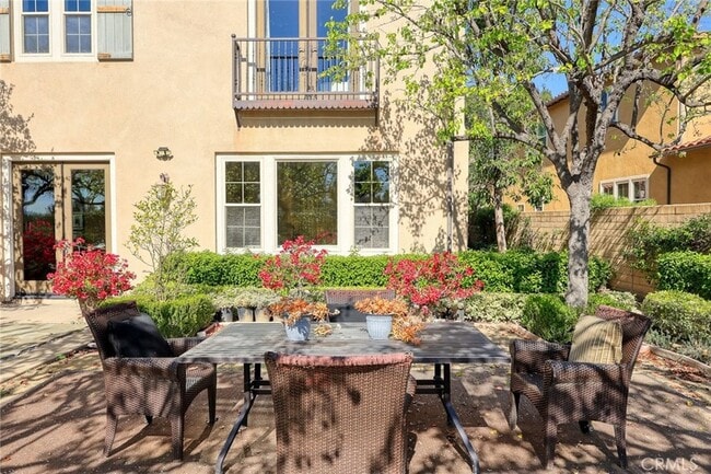 Building Photo - 19668 Three Oaks Ln