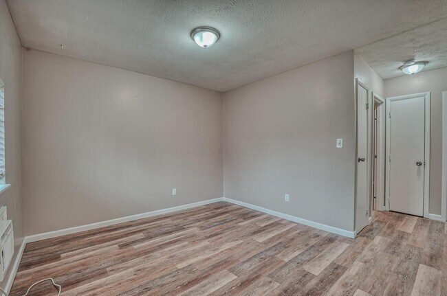 Building Photo - 2735 Joyce Ave