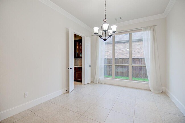 Building Photo - 163 N Almondell Way