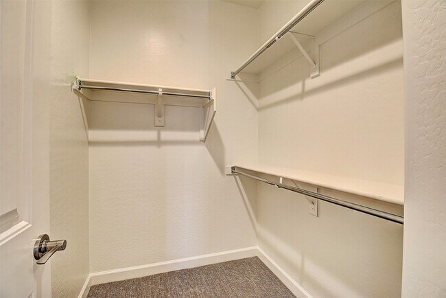 Building Photo - Highly sought neighborhood, stunning home!